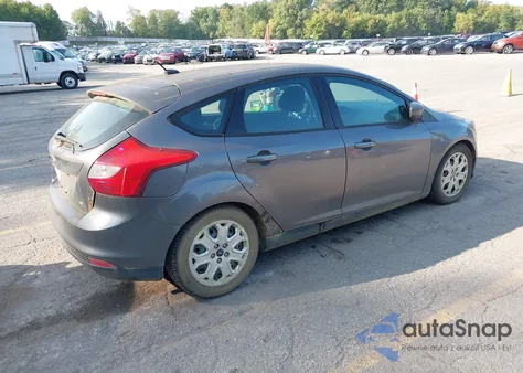 2012 Ford Focus Se z USA, uszkodzony, nr VIN 1FAHP3K29CL242079